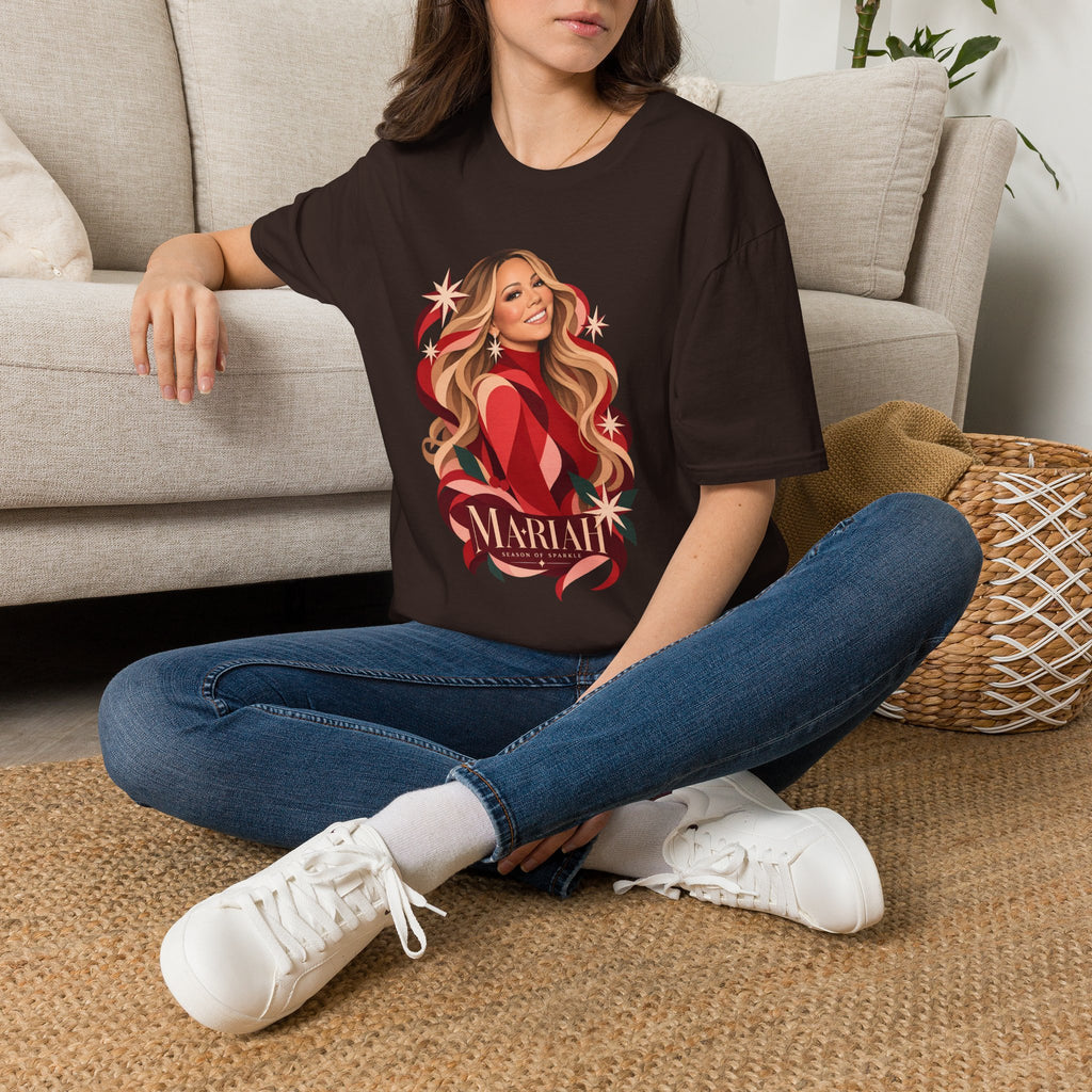 Mariah Carey | Holiday Diva Graphic Tee | Retro Red Star Portrait