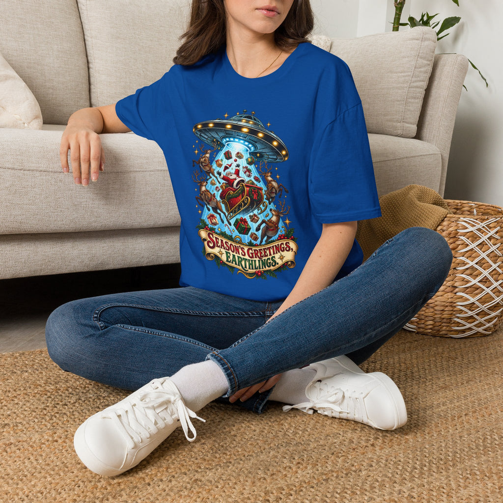 UFO Christmas | Season’s Greetings Earthlings UFO Christmas T-Shirt
