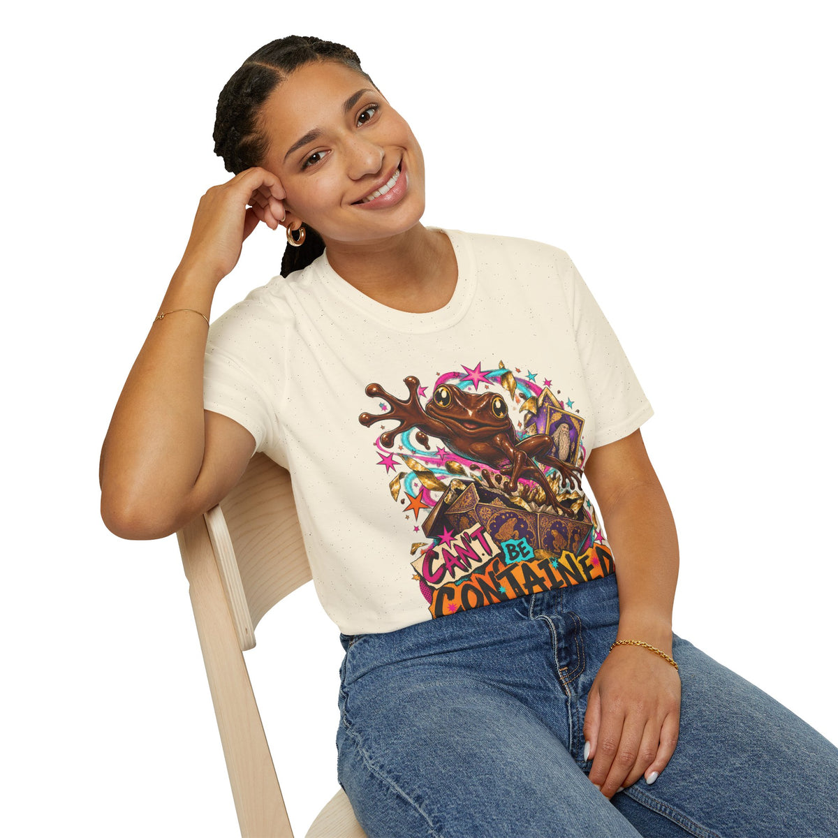 Cant be Contained | Harry Potter Chocolate Frog Graphic T Shirt