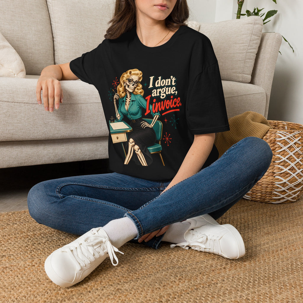 Vintage Retro Secretary | I Don't Argue, I Invoice | Graphic Tee