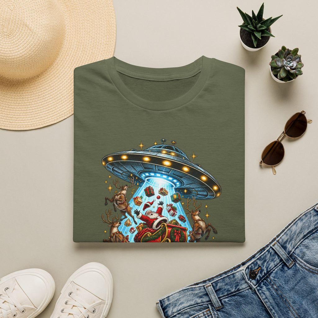 UFO Christmas | Season’s Greetings Earthlings UFO Christmas T-Shirt