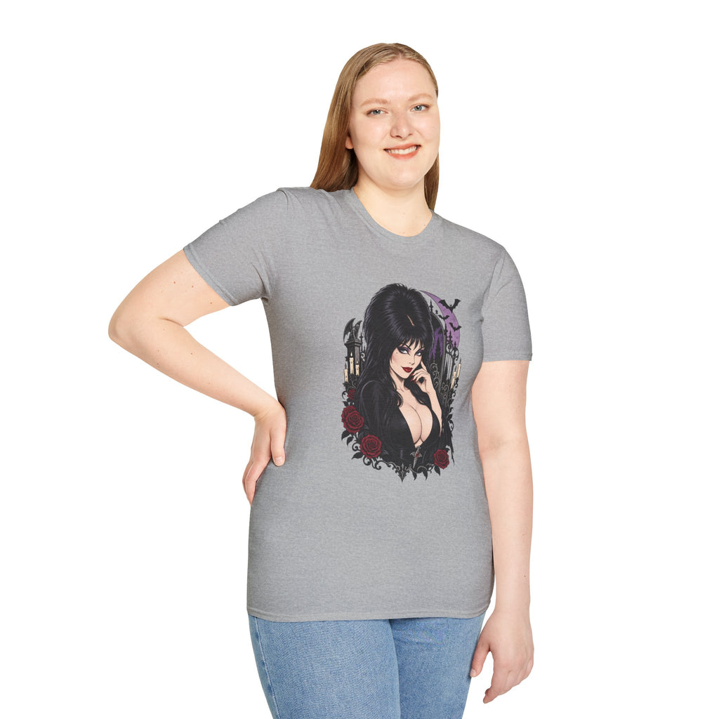 Elvira | Mistress of the Dark | Gothic Vampyress Pinup Girl | Sexy Halloween T-Shirt
