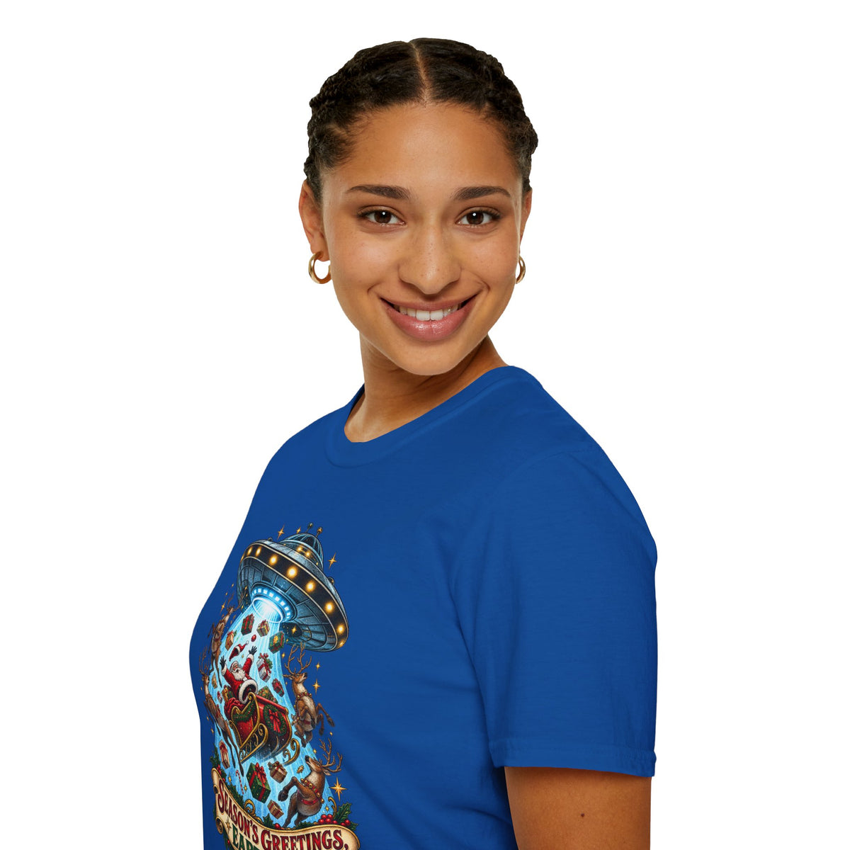 UFO Christmas | Season’s Greetings Earthlings UFO Christmas T-Shirt