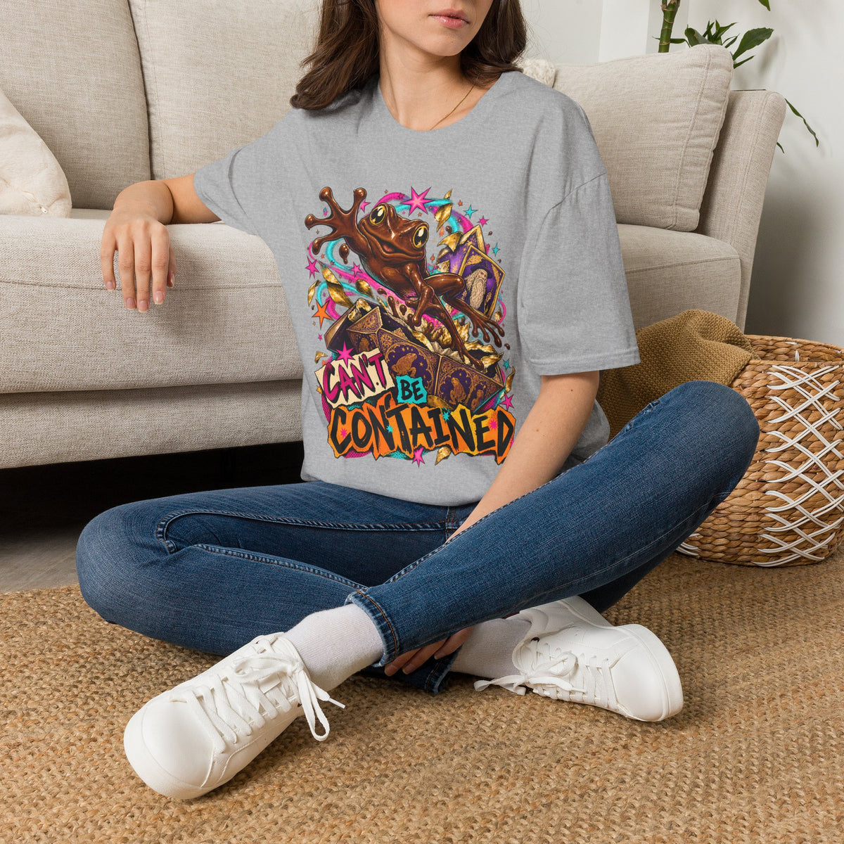 Cant be Contained | Harry Potter Chocolate Frog Graphic T Shirt