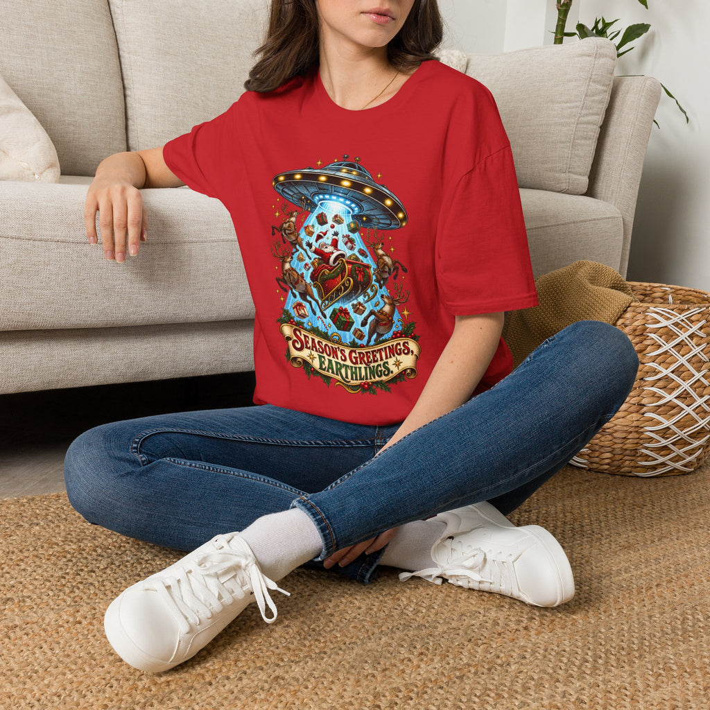 UFO Christmas | Season’s Greetings Earthlings UFO Christmas T-Shirt