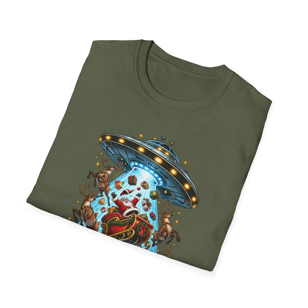 UFO Christmas | Season’s Greetings Earthlings UFO Christmas T-Shirt