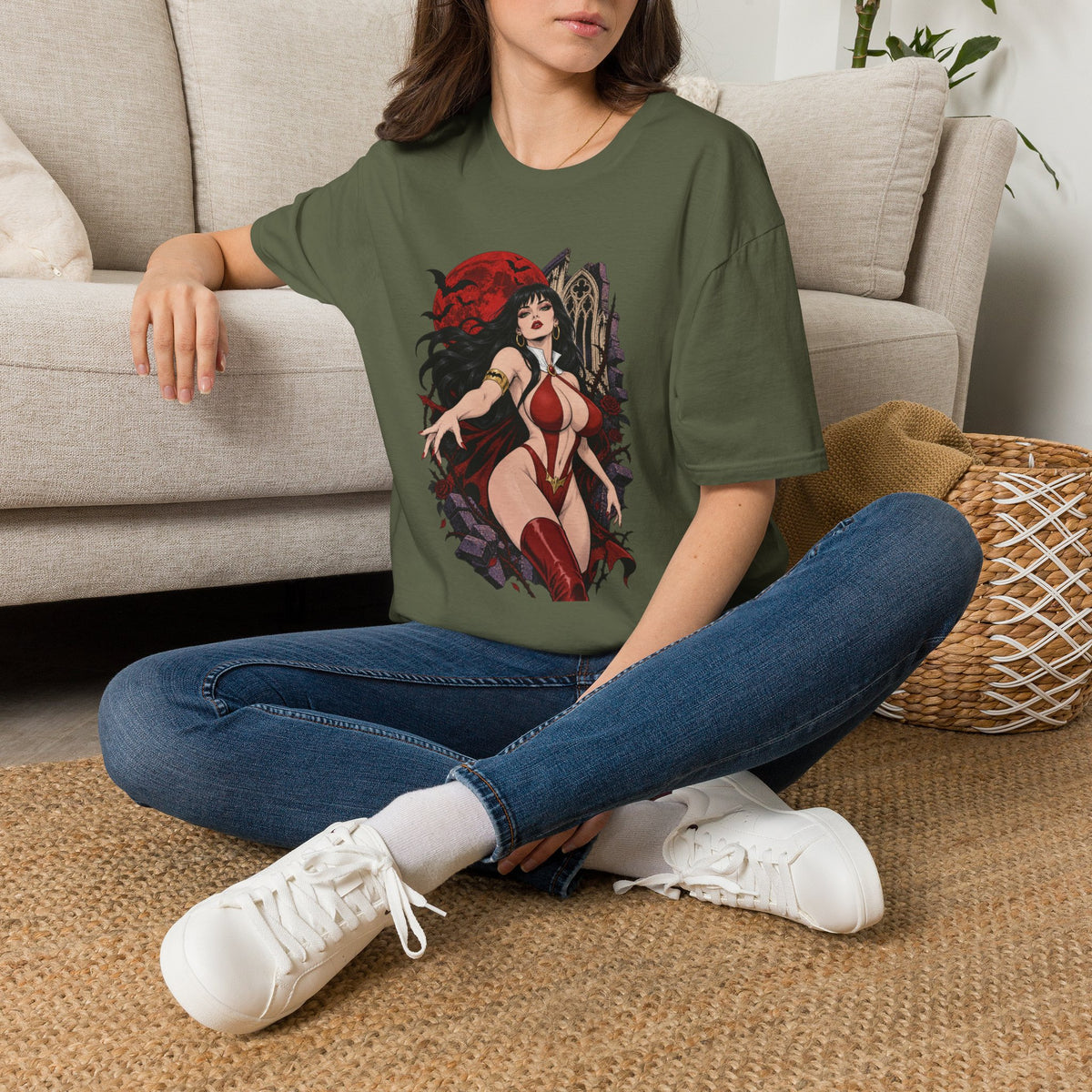 Vampirella | Sexy Vampire Queen | Pin Up Girl | Sexy Halloween Graphic T-Shirt