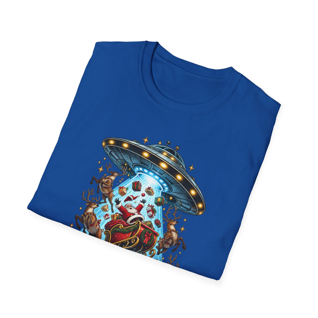 UFO Christmas | Season’s Greetings Earthlings UFO Christmas T-Shirt