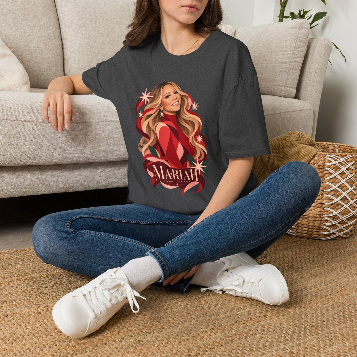 Mariah Carey | Holiday Diva Graphic Tee | Retro Red Star Portrait