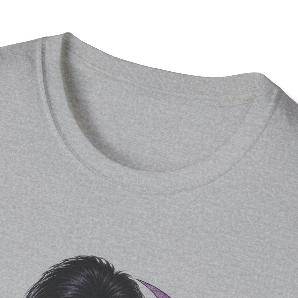 Elvira | Mistress of the Dark | Gothic Vampyress Pinup Girl | Sexy Halloween T-Shirt