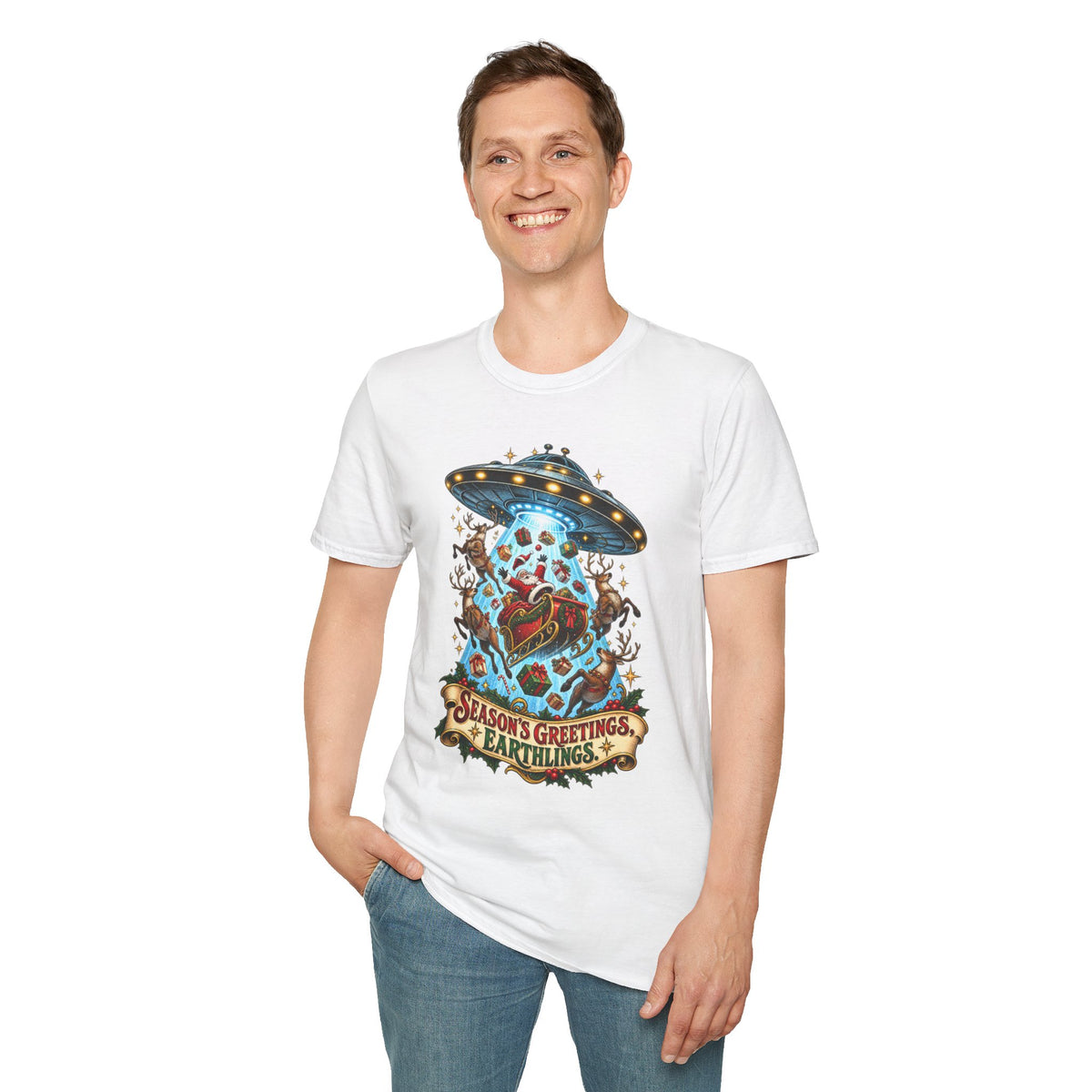 UFO Christmas | Season’s Greetings Earthlings UFO Christmas T-Shirt
