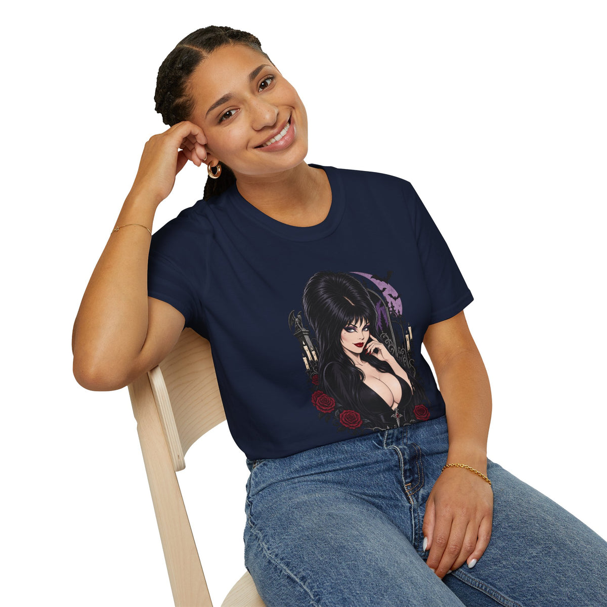 Elvira | Mistress of the Dark | Gothic Vampyress Pinup Girl | Sexy Halloween T-Shirt