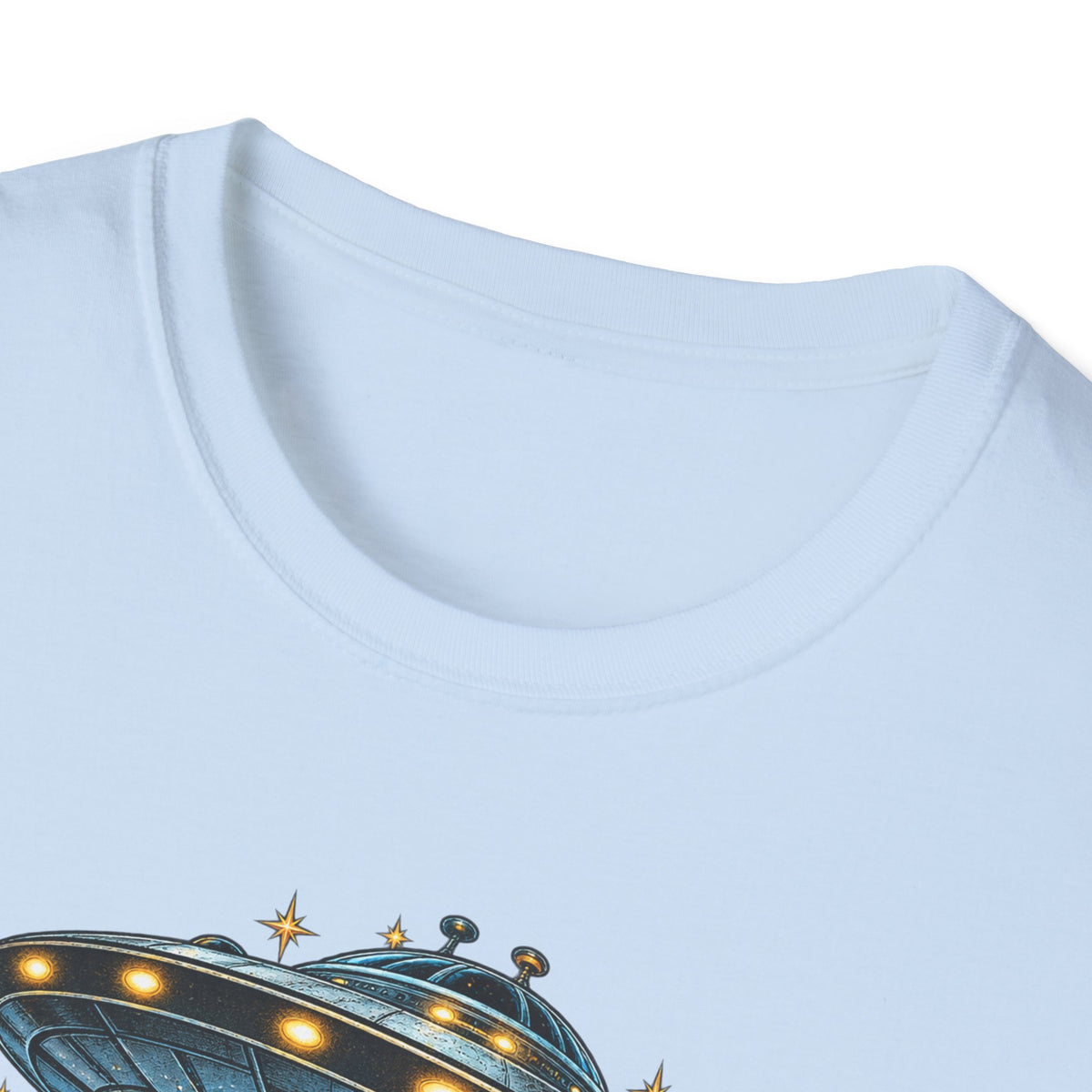 UFO Christmas | Season’s Greetings Earthlings UFO Christmas T-Shirt